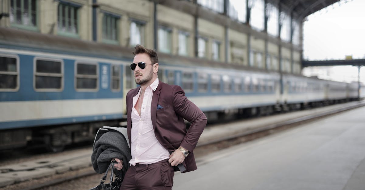 Cover image for Ultra-Light Carry-On Business Travel Packing List 2025: TSA-Compliant Guide