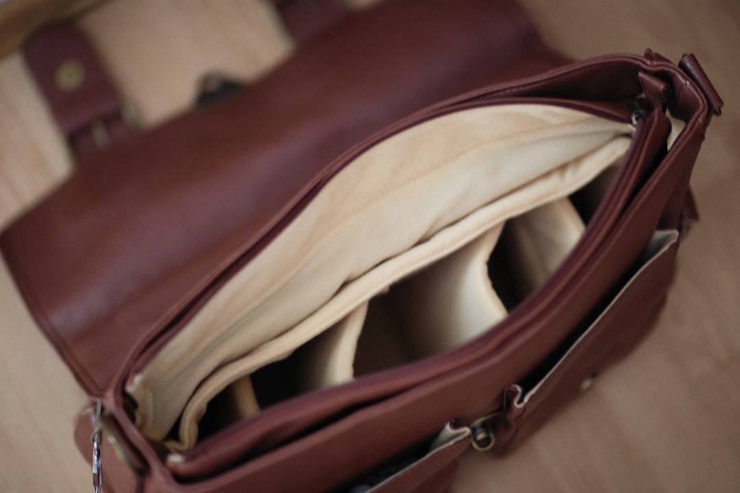Cover image for Lightest Carry-On Suitcases 22x14x9 That Pass Airline Rules